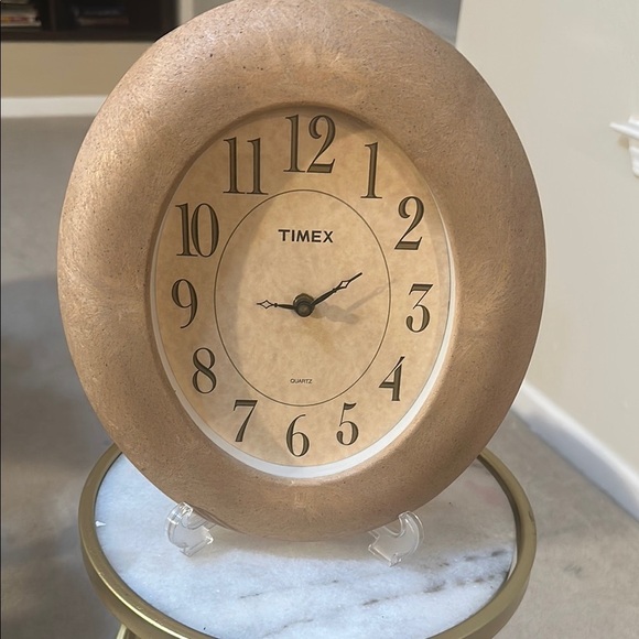 Timex Brown Wall Clock - Picture 1 of 8